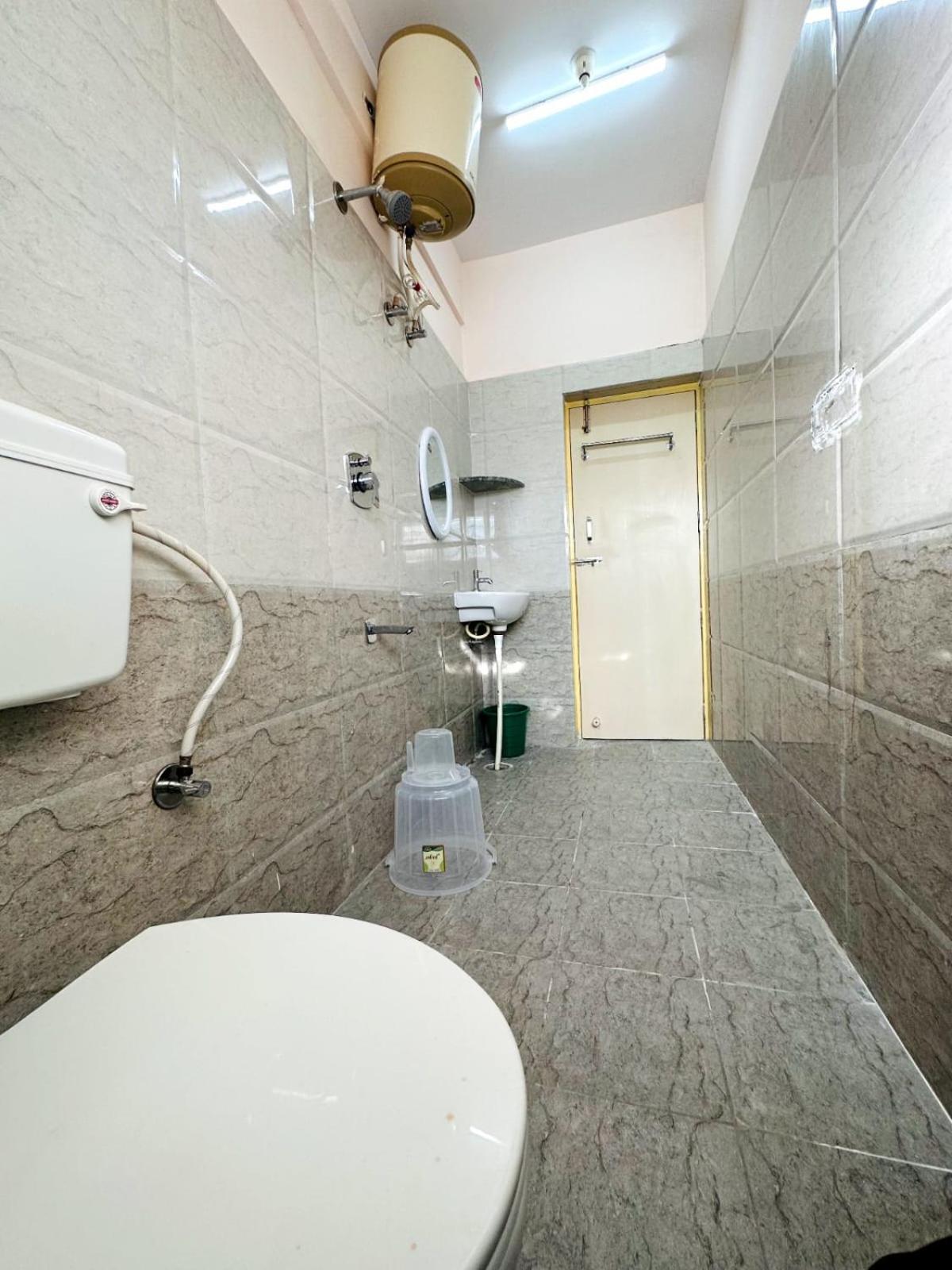 Vbh Inn- Affordable And Budget Friendly Jigani Buitenkant foto